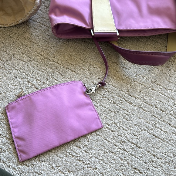 Tumi Travel Tote - Picture 4 of 11